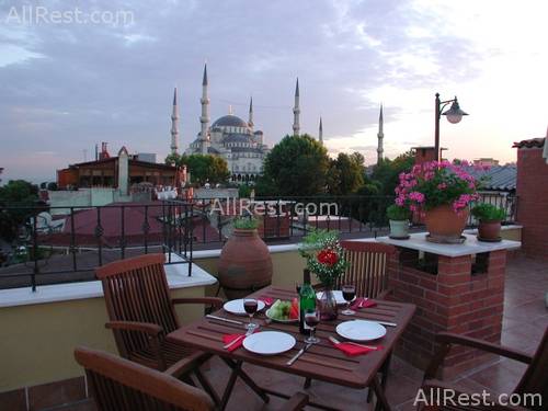 Uyan Hotel 11